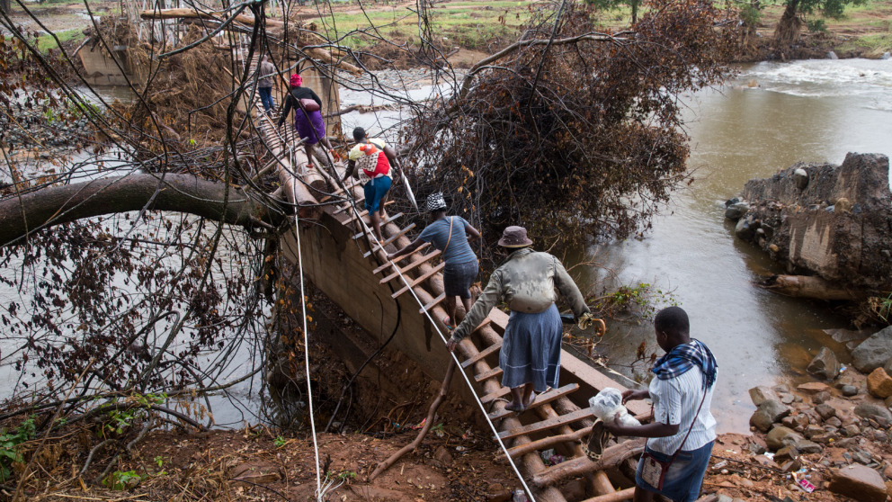 Zimbabwe-after-cyclone_Idai_Copyright_Ashraf_Hendricks_GroundUp